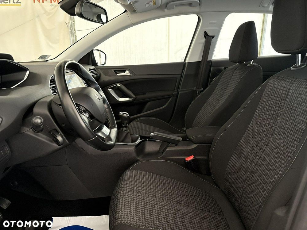 Peugeot 308 - 13