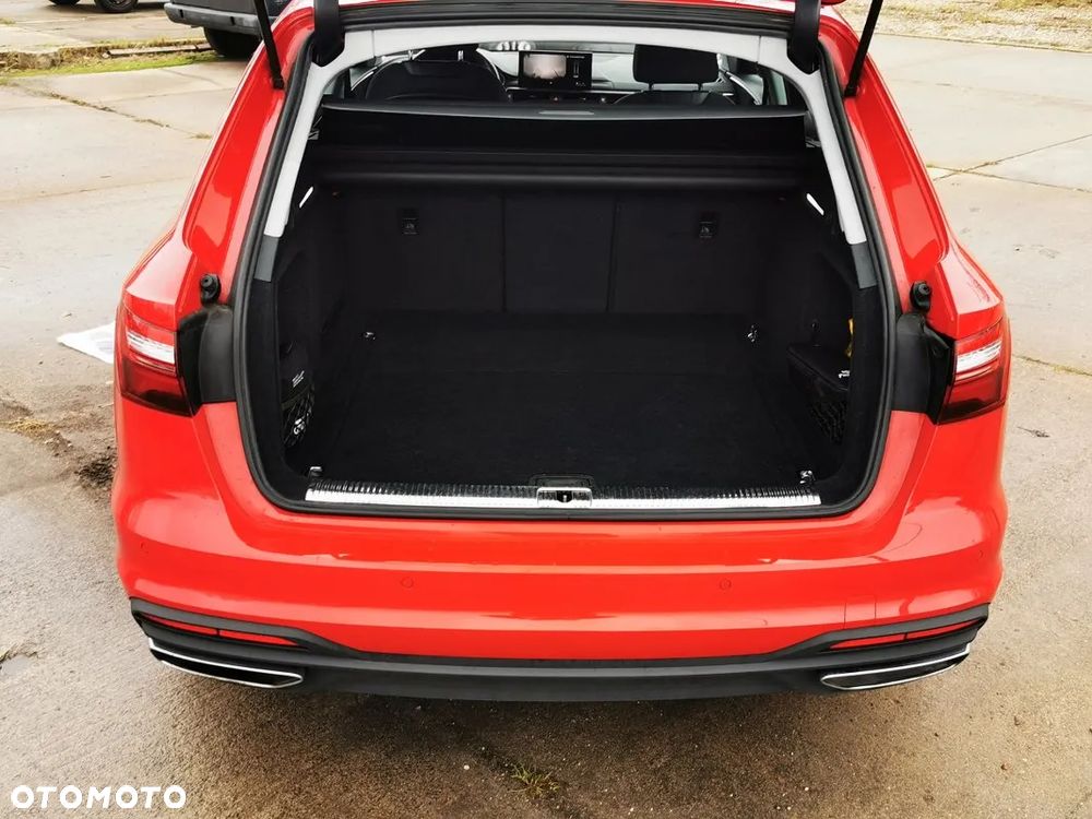 Audi A4 Avant 35 TDI Sport S tronic - 37