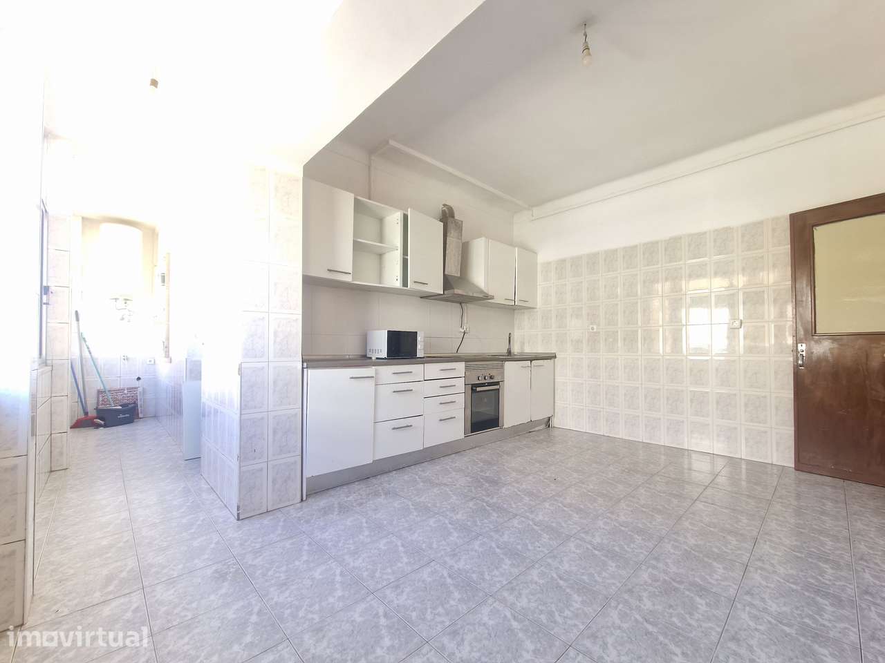 T2 no Fogueteiro, Amora | Espaço, Localização e Potencial - Grande imagem: 2/16