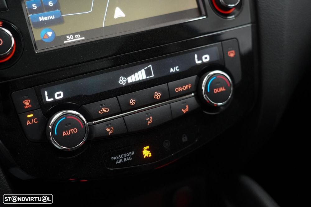 Nissan Qashqai 1.5 dCi N-Connecta - 13