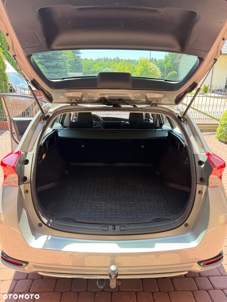Toyota Auris - 6