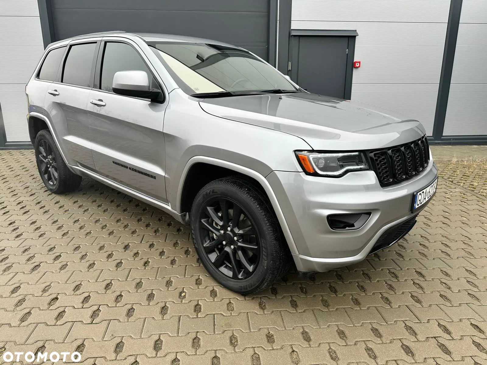 Jeep Grand Cherokee - 6