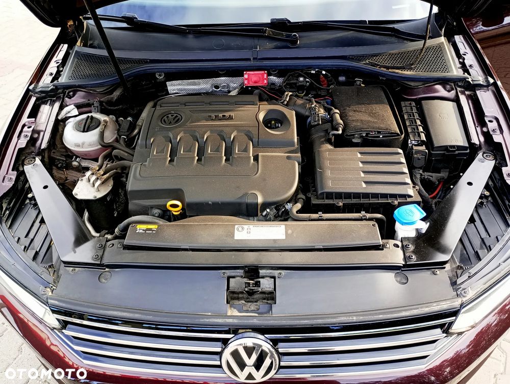 Volkswagen Passat 1.6 TDI BMT Comfortline - 8