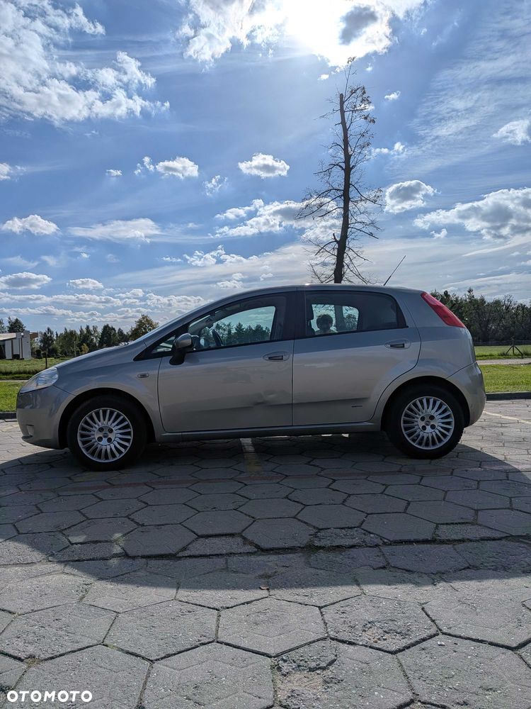 Fiat Grande Punto - 2