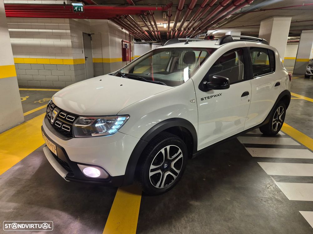 Dacia Sandero 1.0 ECO-G Stepway Bi-Fuel - 1