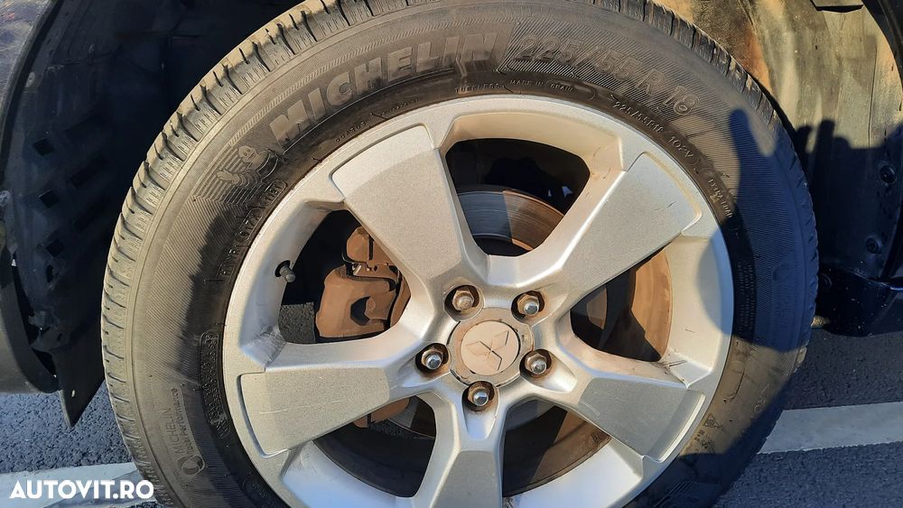 Mitsubishi Outlander 2.0 2WD Invite A04 - 10