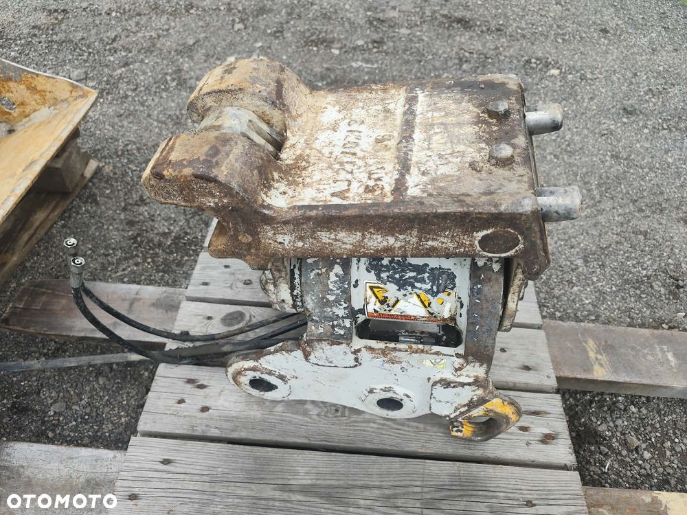 Obrotnica powertilt tilt szybkozłącze hydrauliczny Lehnhoff MS03 z hakiem ładunkowym - 7