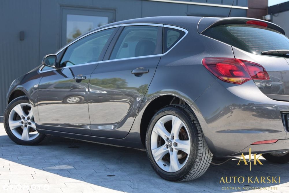 Opel Astra - 17