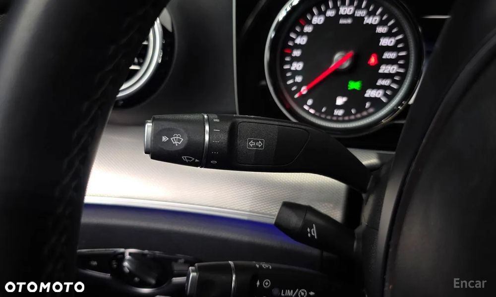 Mercedes-Benz Klasa E 300 d 9G-TRONIC Avantgarde - 28