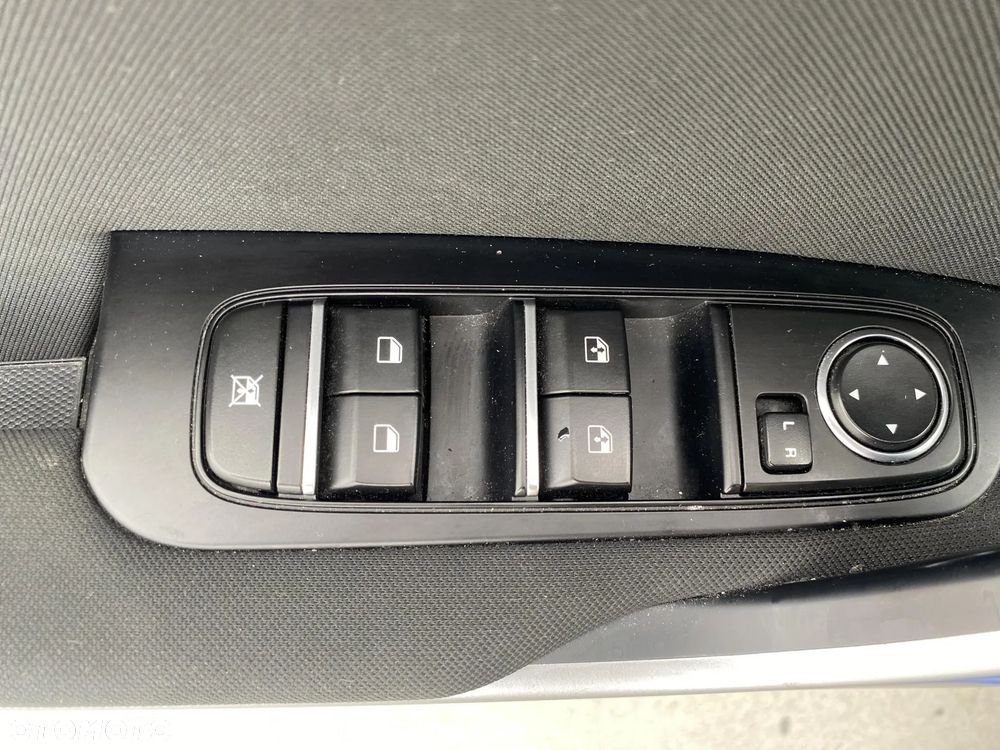 Kia Ceed 1.5 T-GDI M - 21