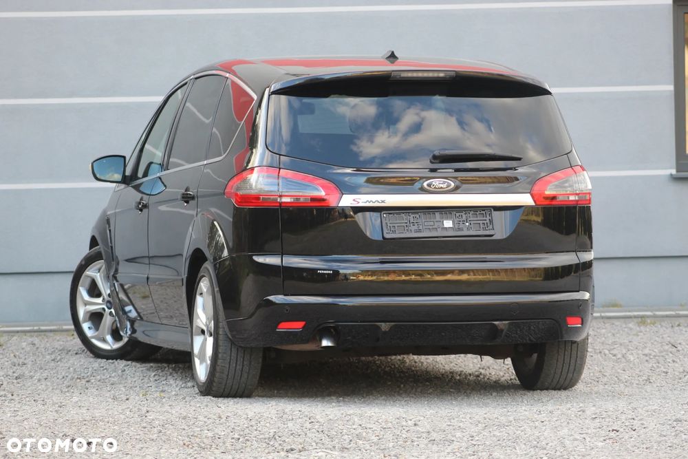 Ford S-Max - 14