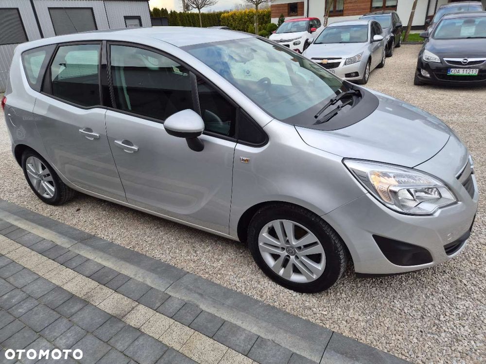 Opel Meriva - 11