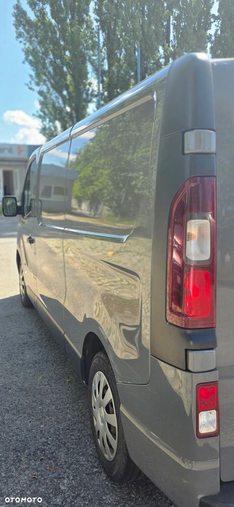 Opel Vivaro - 6