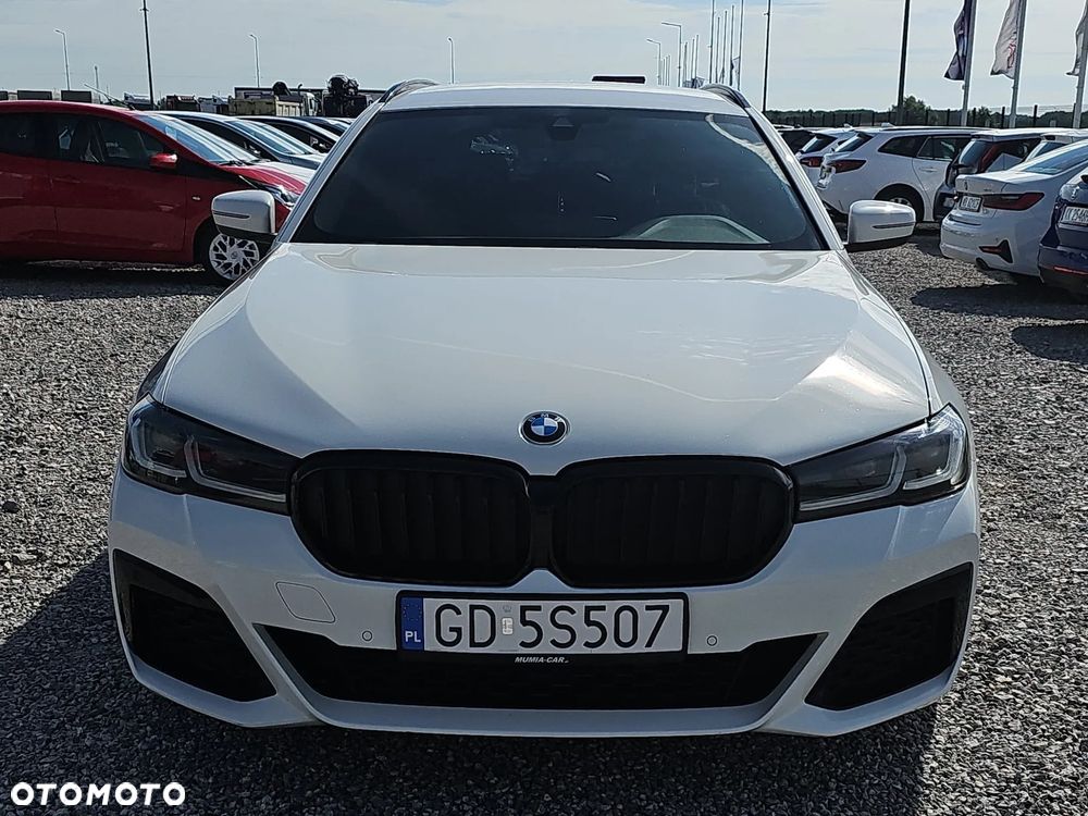 BMW Seria 5 520d xDrive - 2