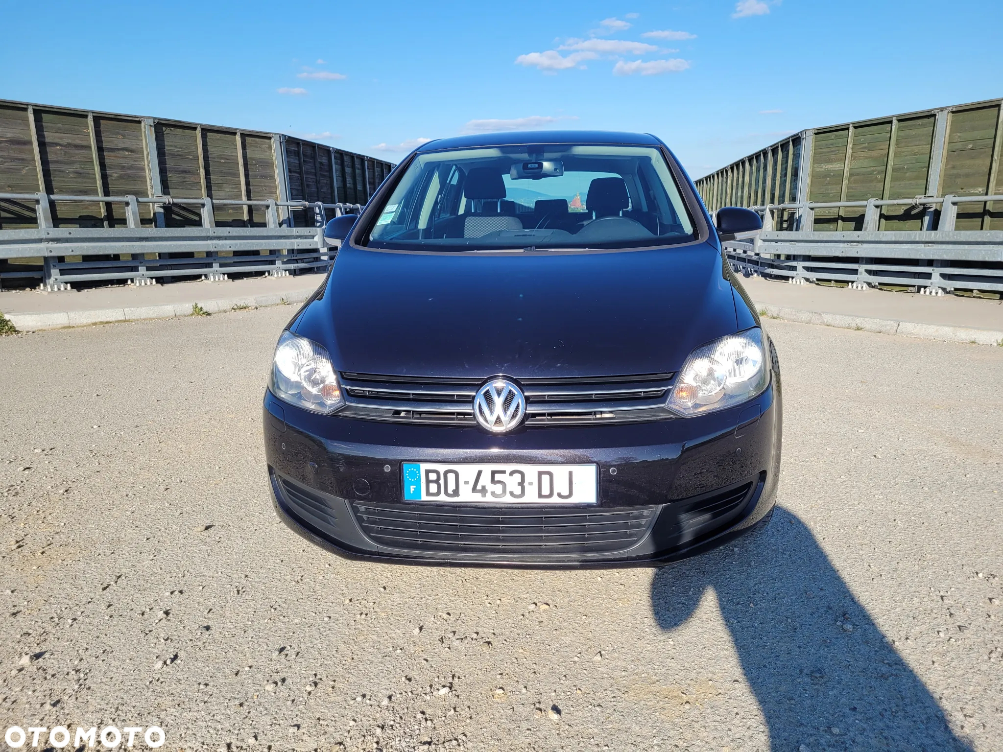 Volkswagen Golf Plus 1.6 TDI BlueMot Comfortline - 9