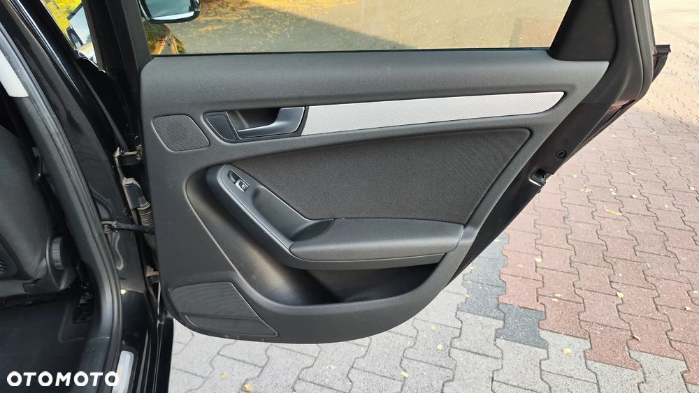 Audi A4 Avant 2.0 TDI DPF multitronic Ambition - 23
