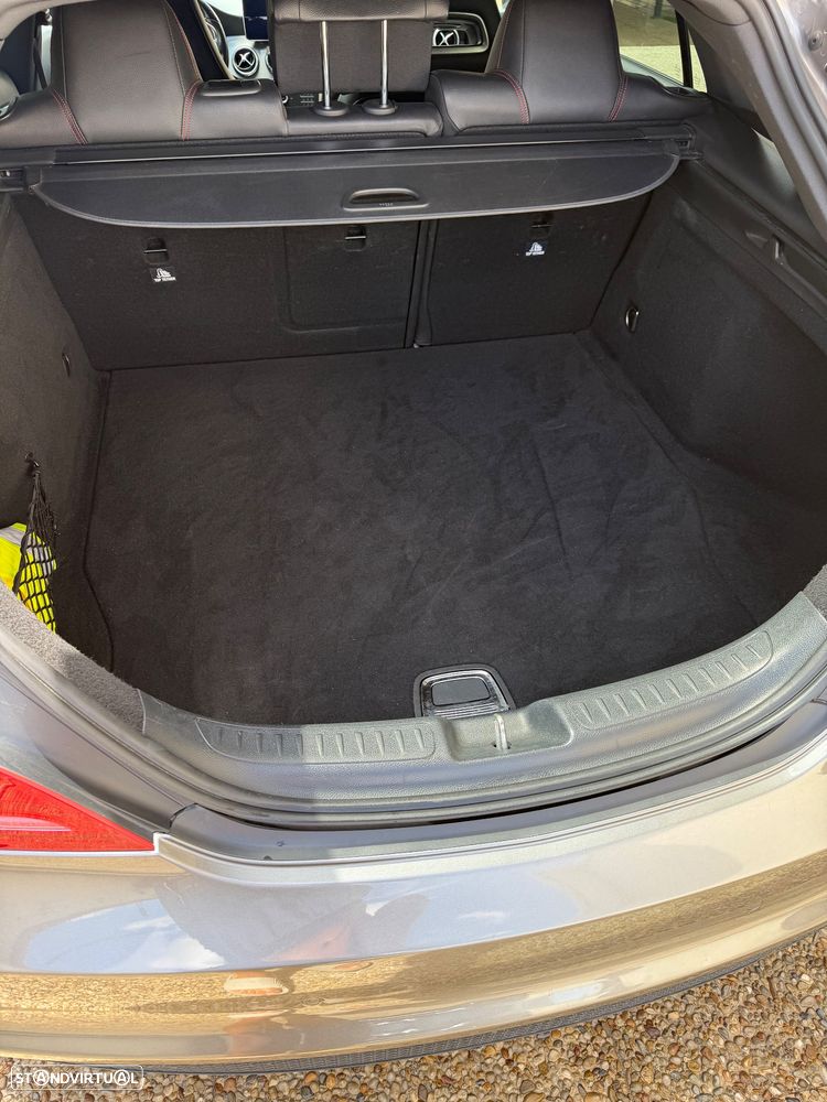 Mercedes-Benz CLA 180 (CDI) d AMG Line - 4