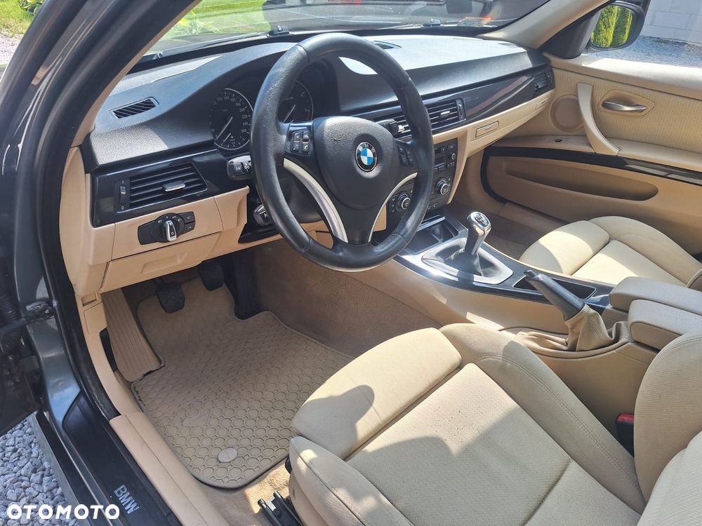 BMW Seria 3 320d - 2