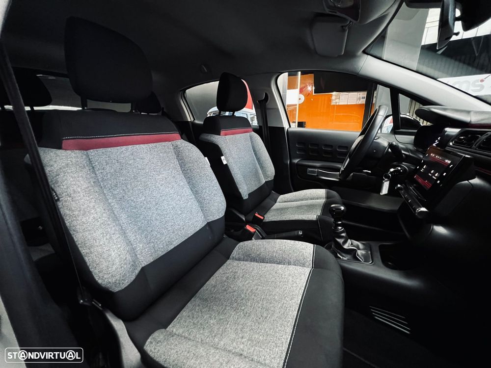 Citroën C3 1.2 PureTech C-Series - 12