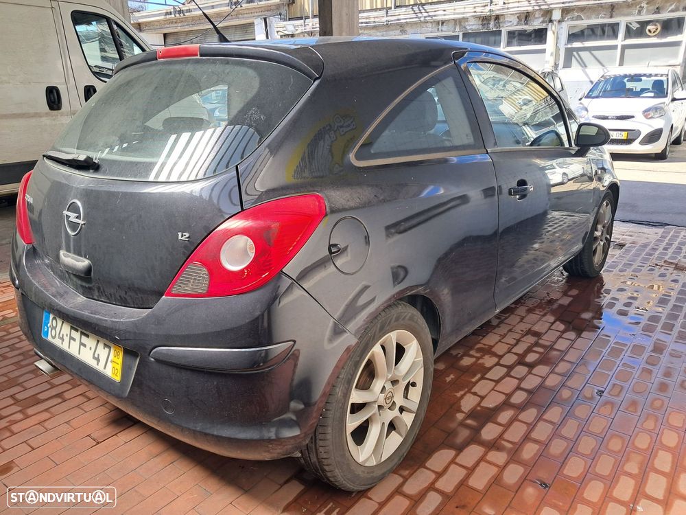 Opel Corsa - 16