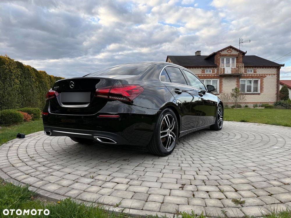 Mercedes-Benz Klasa A 200 7G-DCT - 32