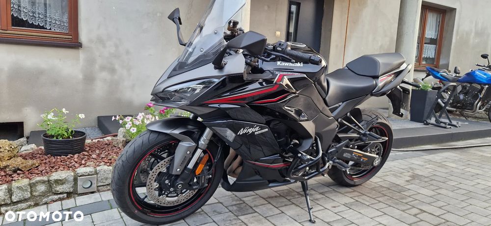 Kawasaki Ninja 1000 SX - 16