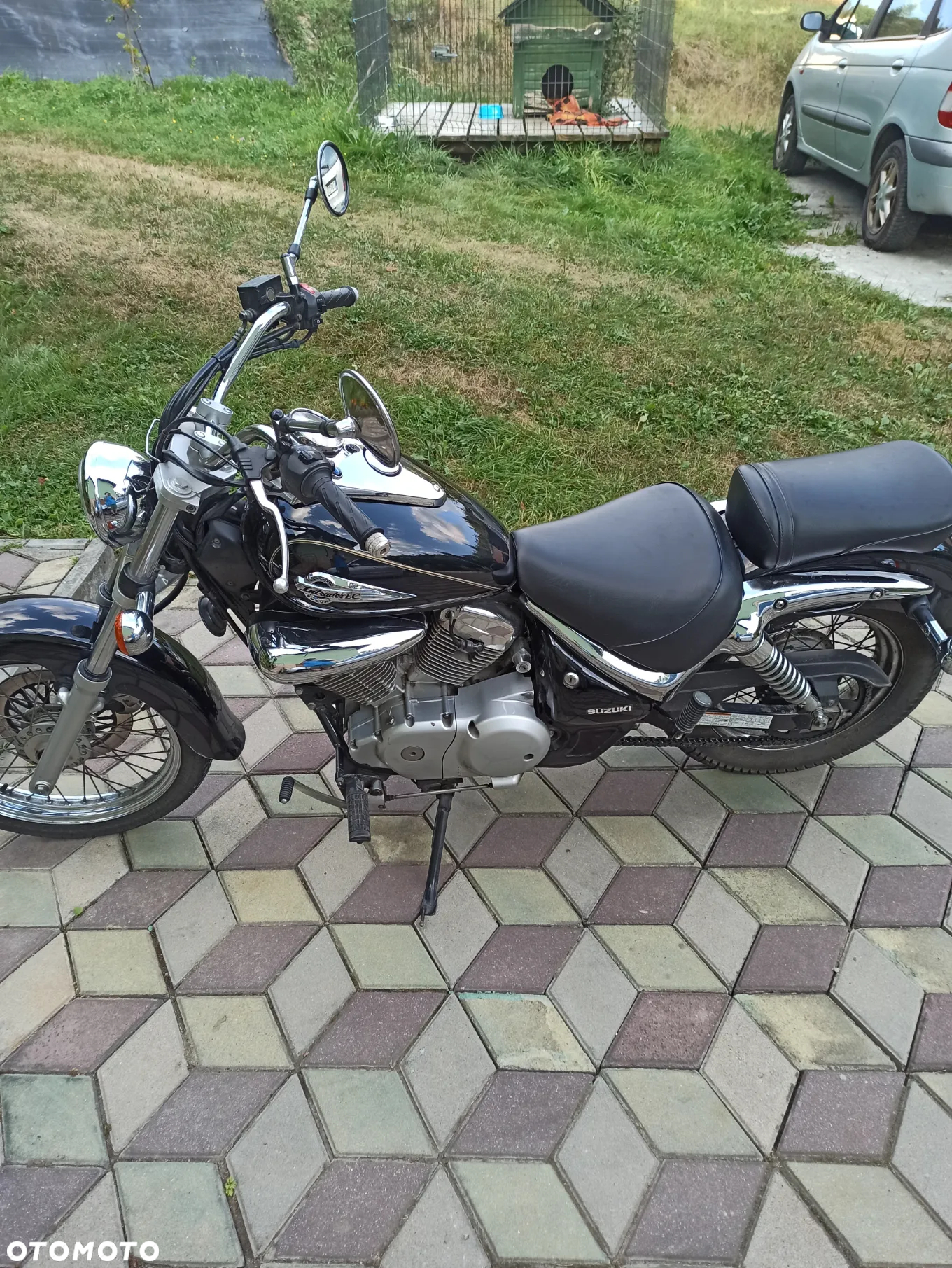 Suzuki Intruder - 6