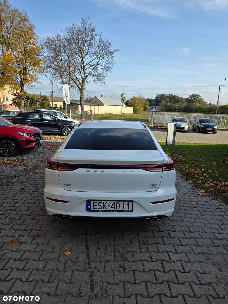 Bestune B70 2.0T Elegance - 4