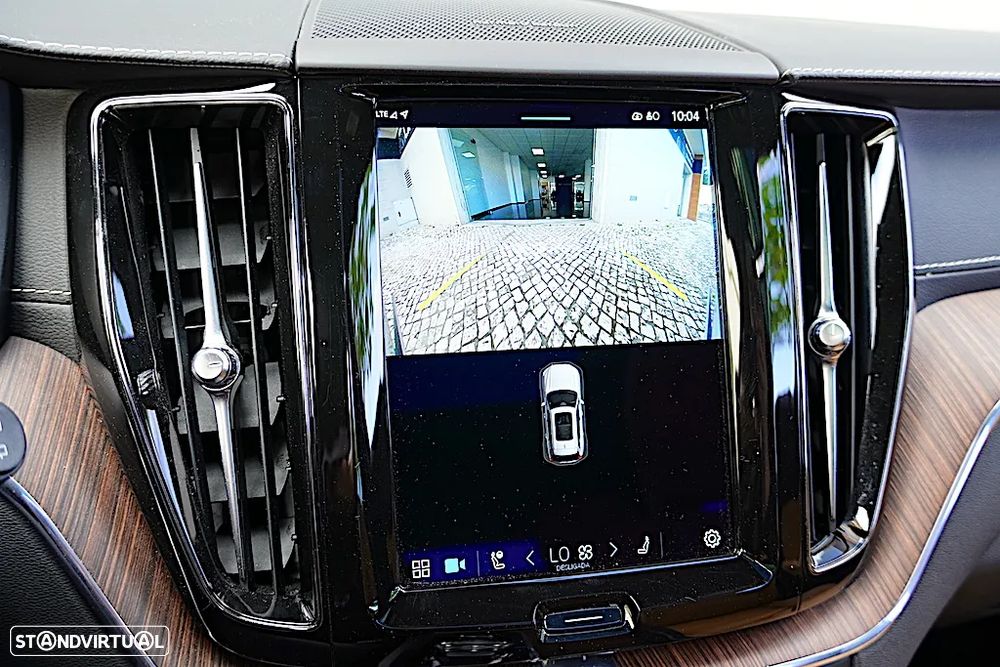 Volvo XC 60 2.0 B4 Inscription Geartronic - 37