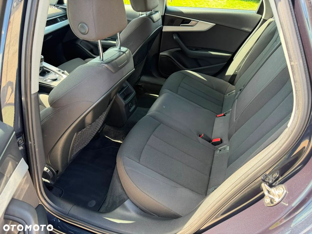 Audi A4 Avant 2.0 TDI quattro - 14