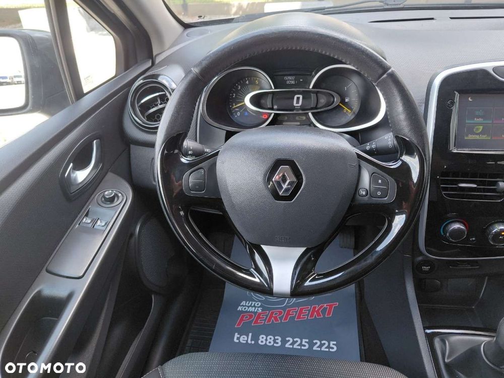 Renault Clio - 22