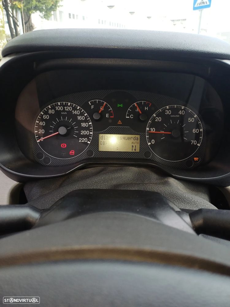 Fiat Grande Punto 1.3 M-Jet Emotion Dualogic 854 - 11