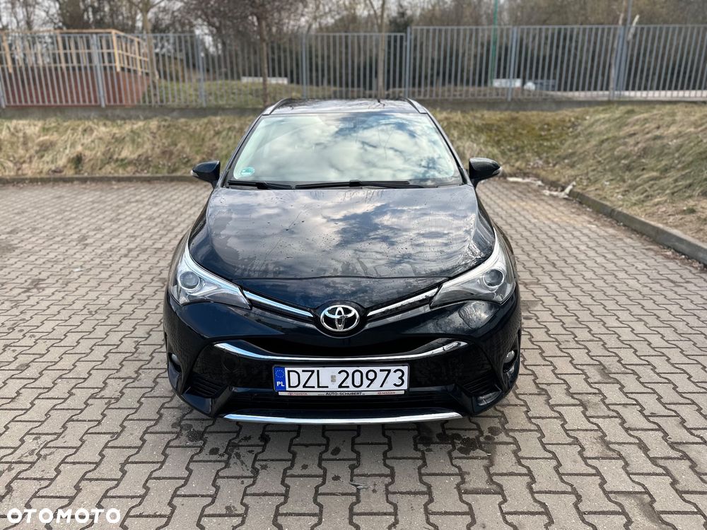 Toyota Avensis Touring Sports 1.8 Edition S+ - 2