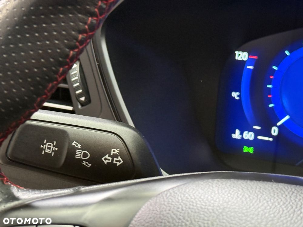 Ford Kuga 2.0 TDCi 2x4 ST-Line - 21