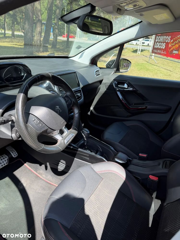 Peugeot 2008 - 7