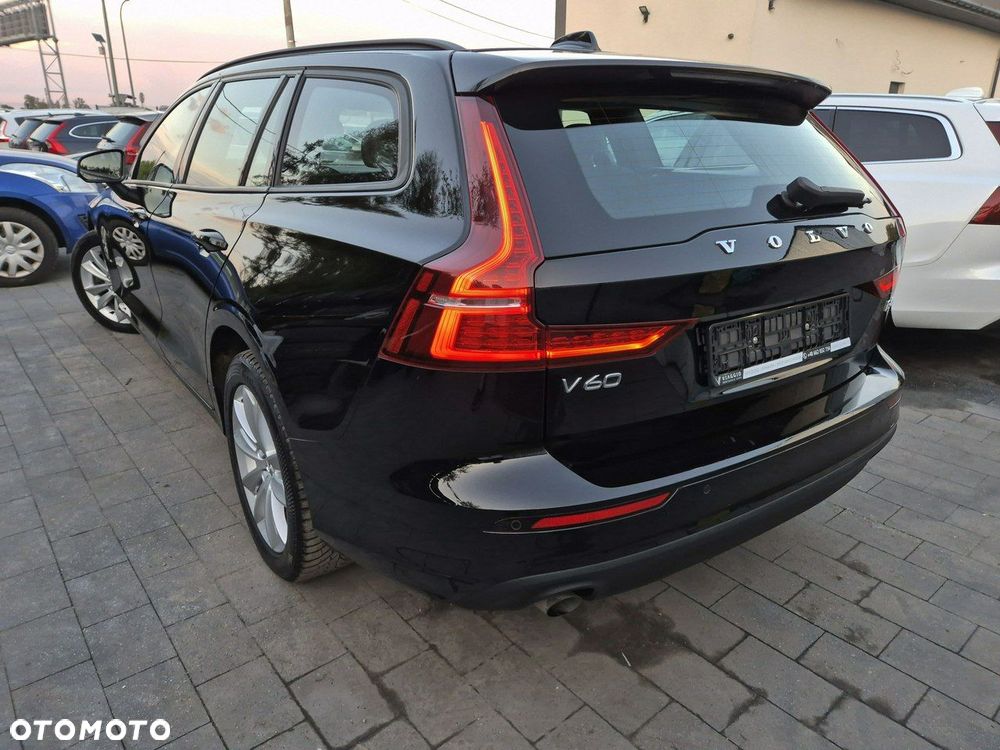 Volvo V60 B4 D Geartronic Momentum Pro - 3