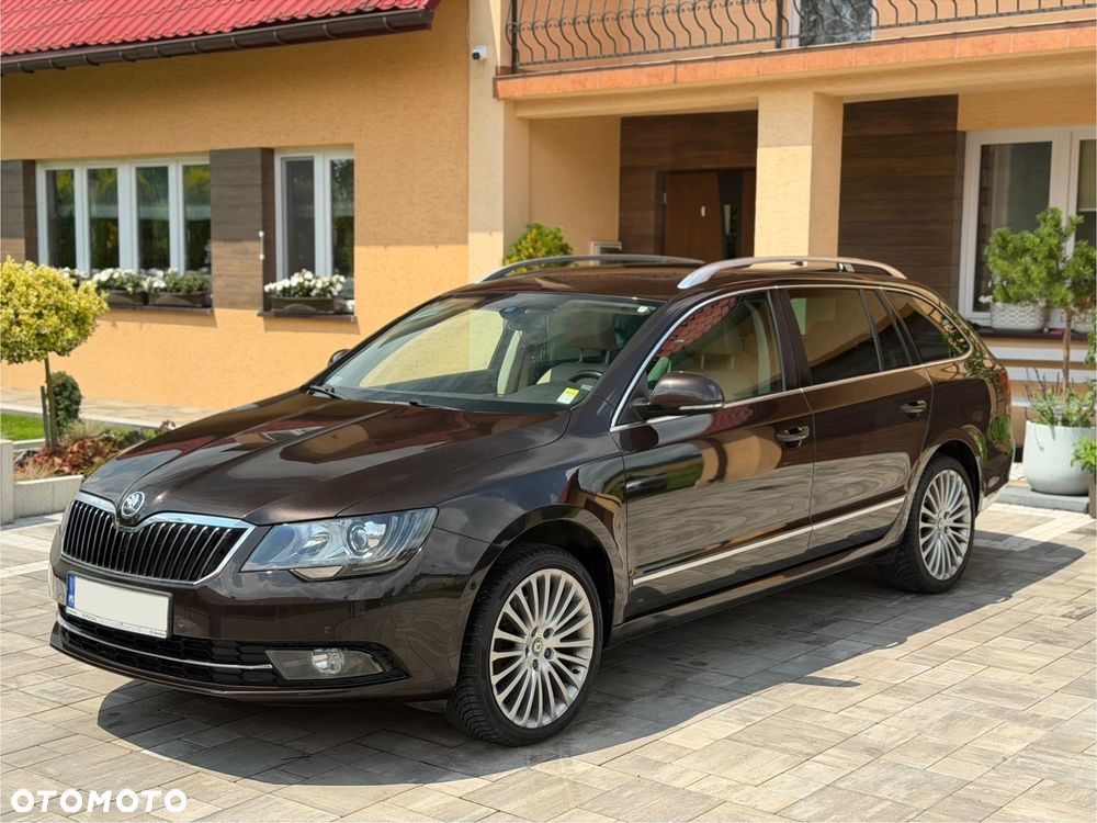Skoda Superb 2.0 TDI 4x4 L&K DSG - 1
