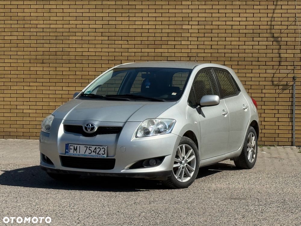 Toyota Auris 1.6 MultiMode Executive - 1