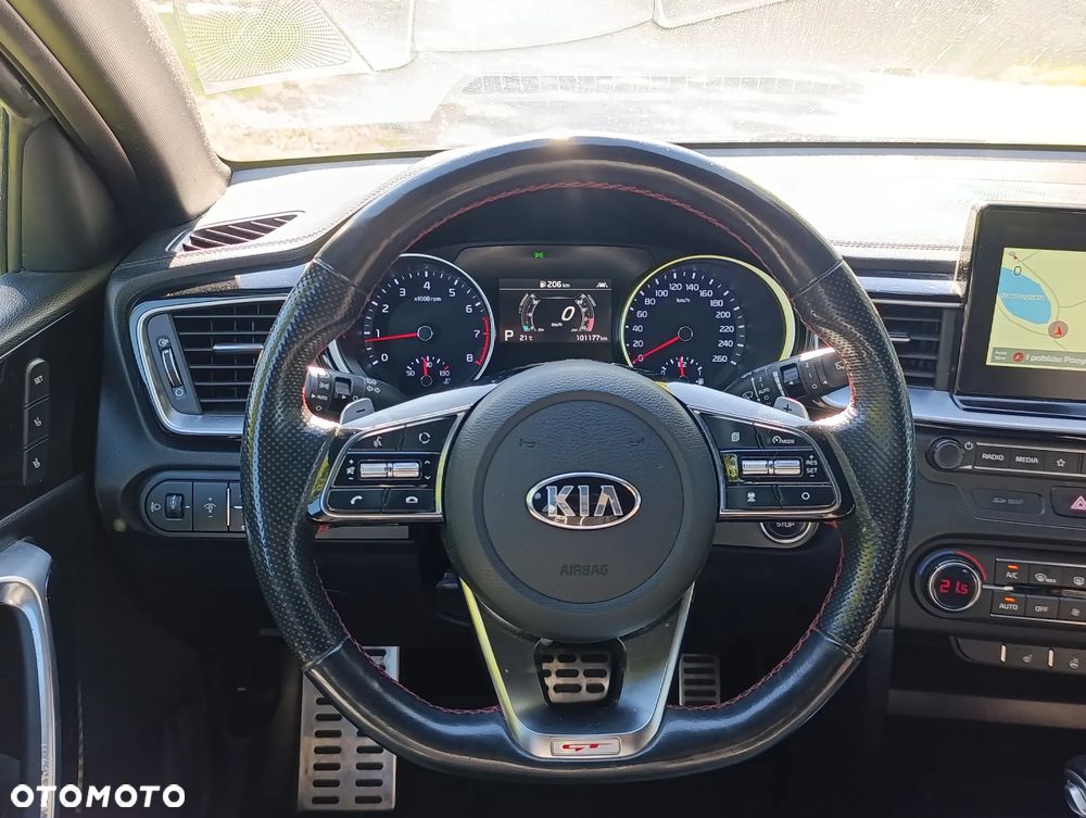 Kia ProCeed 1.6 T-GDI GT DCT - 17