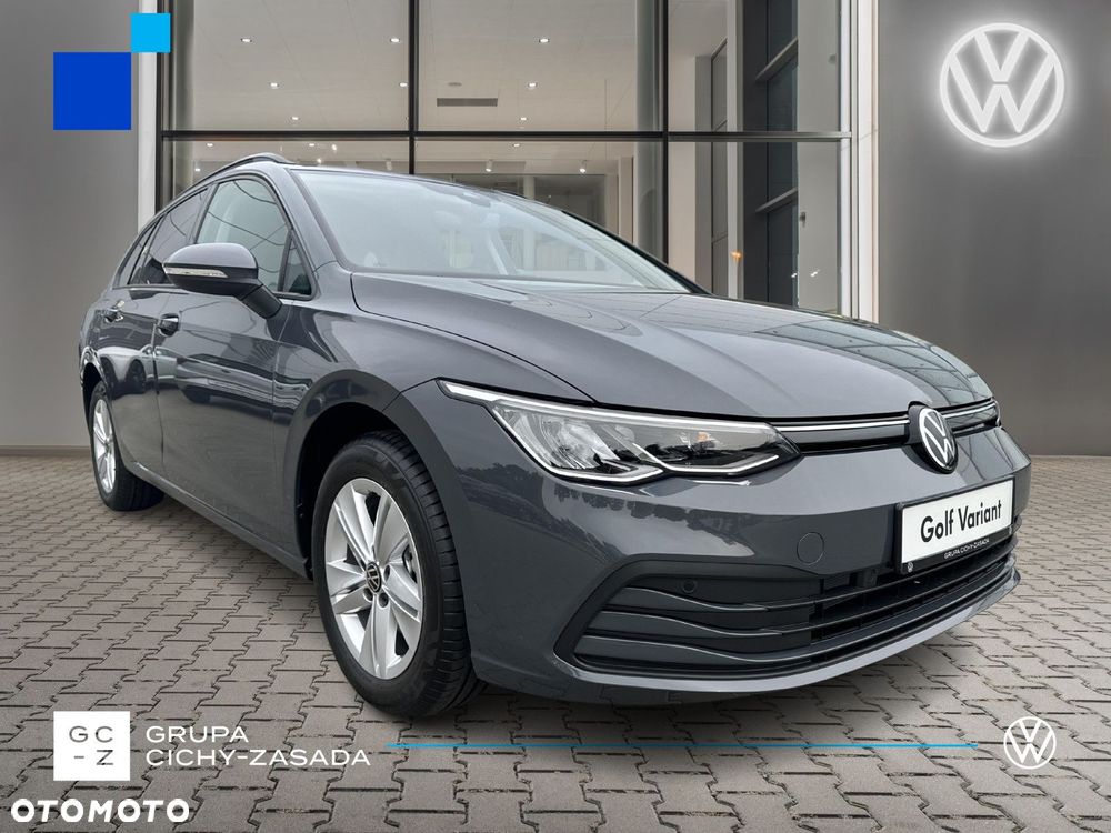 Volkswagen Golf - 8