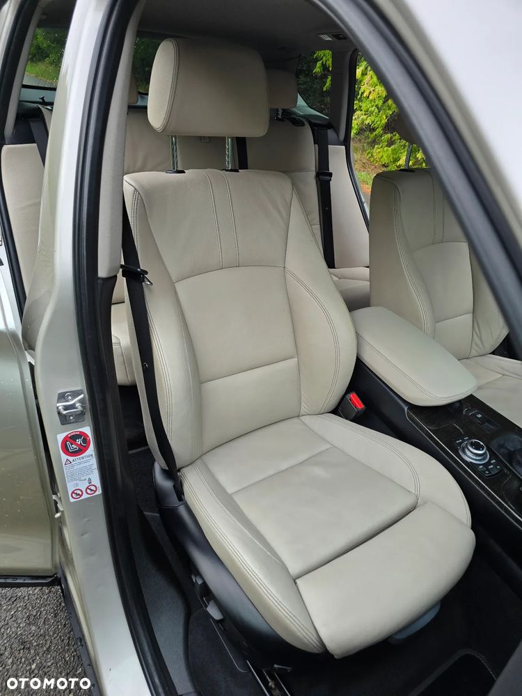 BMW X3 xDrive20i - 20