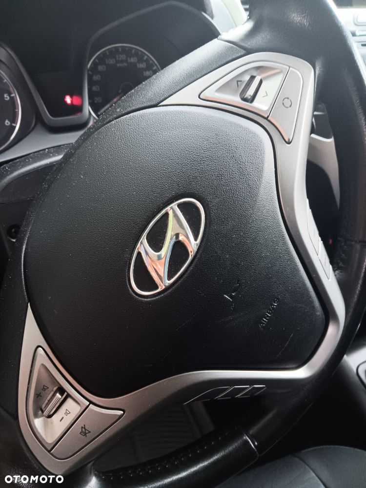 Hyundai ix20 - 15