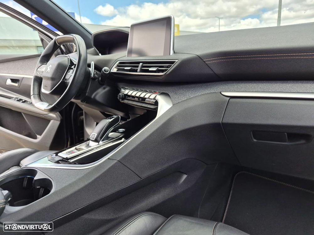 Peugeot 3008 1.5 BlueHDi GT Line EAT8 - 12