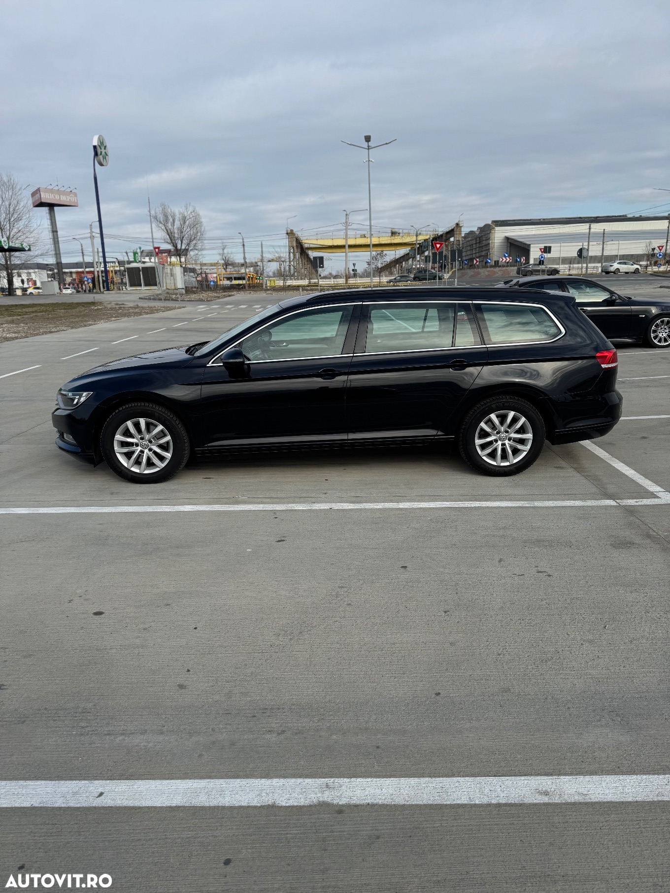 Volkswagen Passat Variant 2.0 TDI Comfortline - 4