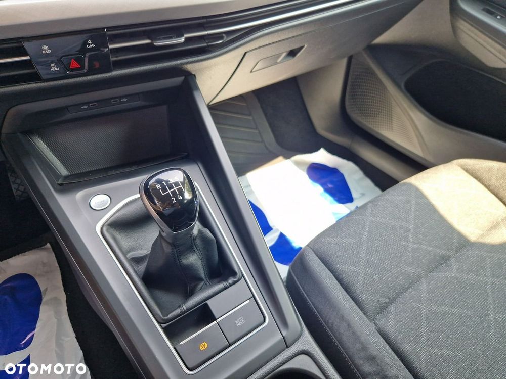 Volkswagen Golf - 14