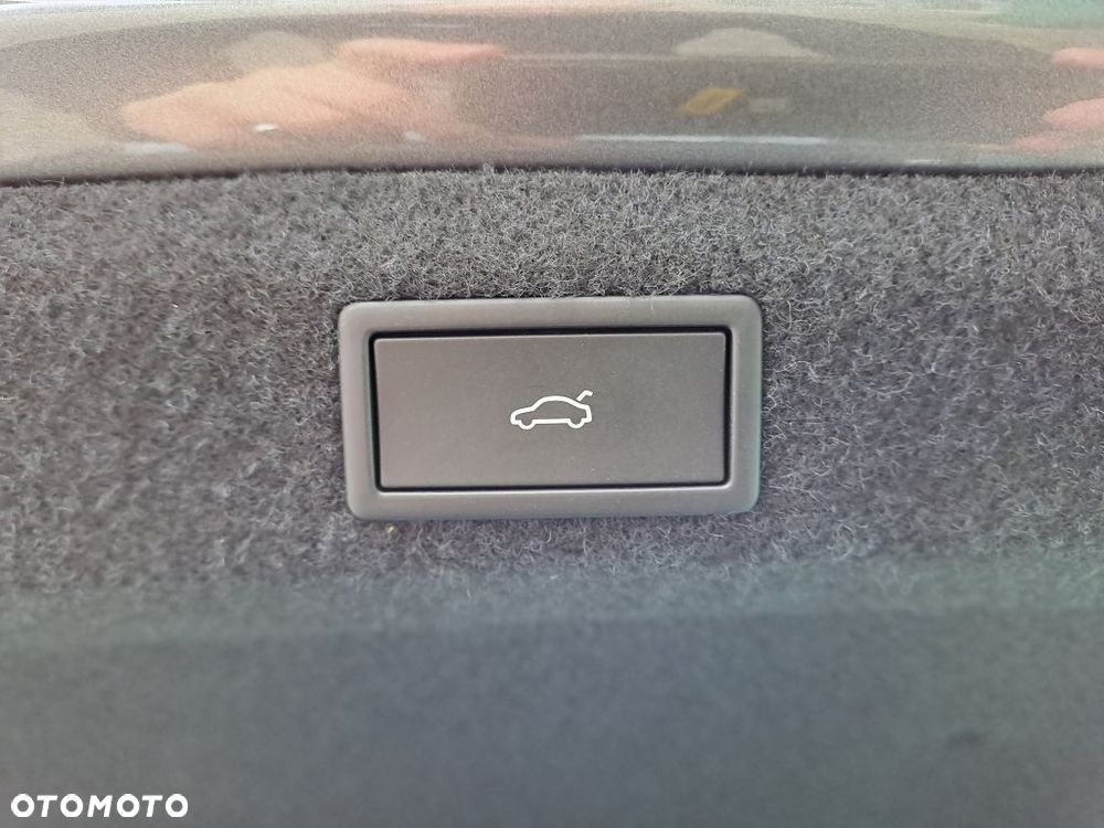 Skoda Octavia 1.5 TSI mHEV Sportline DSG - 8