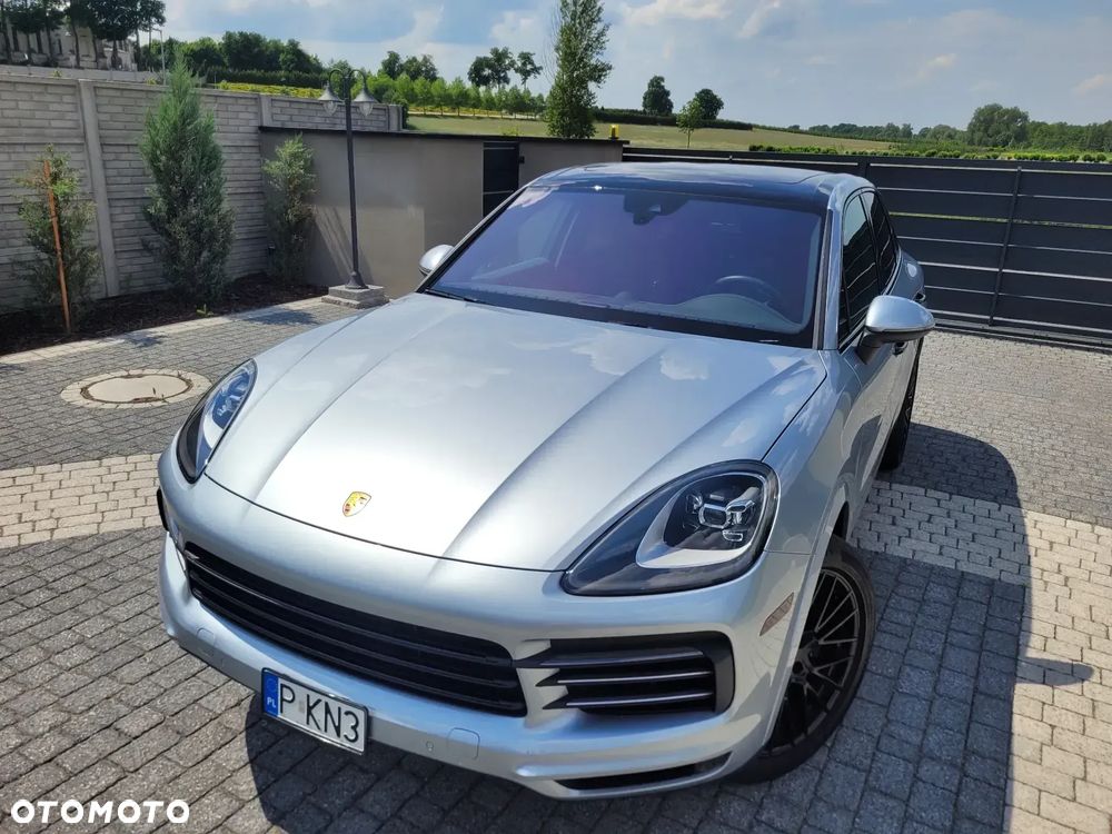 Porsche Cayenne - 2