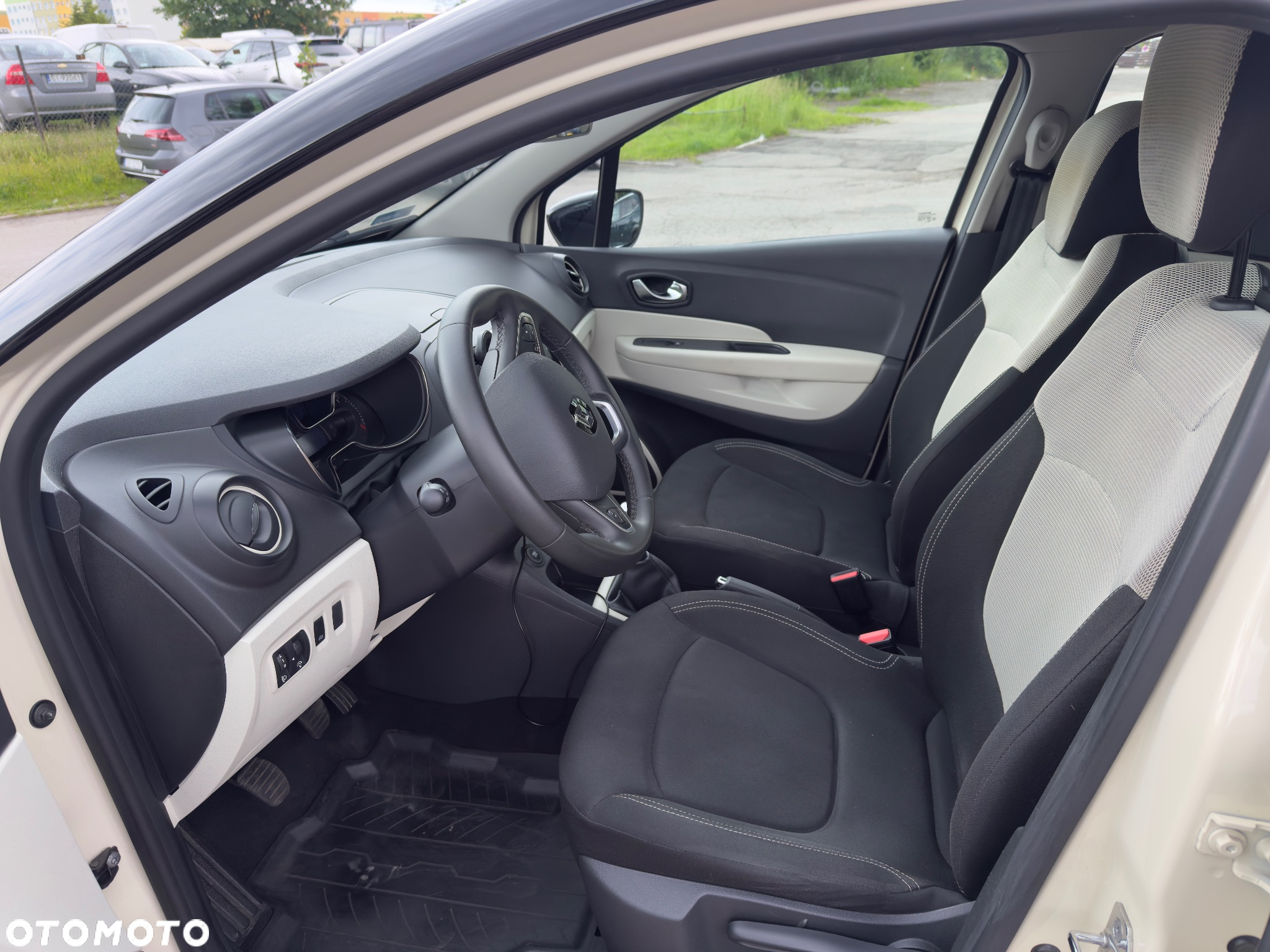 Renault Captur 0.9 Energy TCe Zen - 9