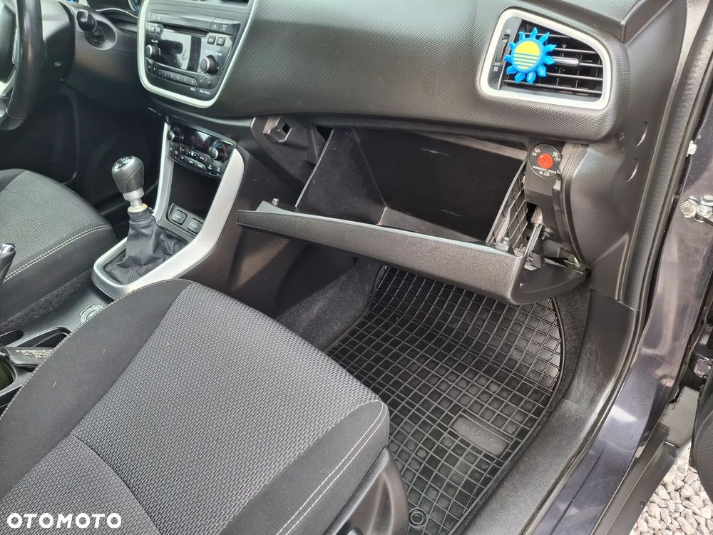 Suzuki S-Cross - 17