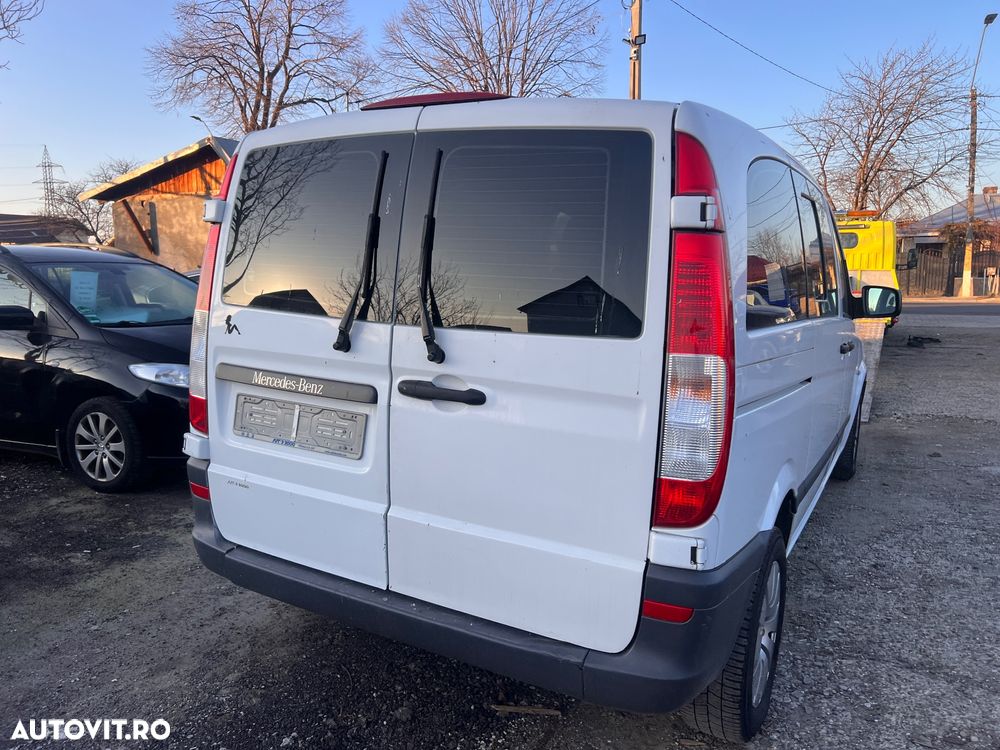 Mercedes-Benz Vito 113 CDI Kompakt Mixto - 8
